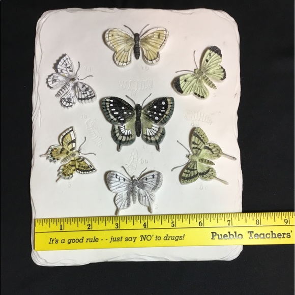 VTG Butterfly Wall Plaque - Picture 3 of 8